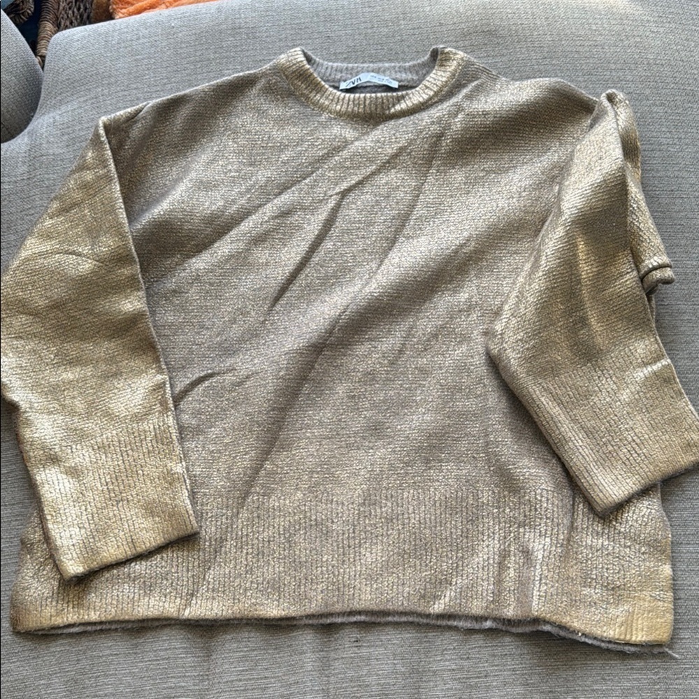 SOLD Zara foil knit gold metallic sweater size medium oversized - Picture 9 of 16